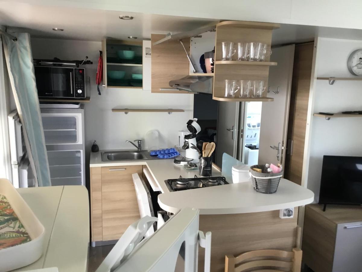 Frejus Tout Confort, Climatisation,Linge De Lit Et De Toilette, Coffre Fort, Ventilations Au Plafond Chambres Et Wifi Possible Exterior photo