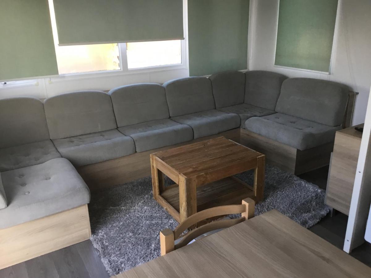 Frejus Tout Confort, Climatisation,Linge De Lit Et De Toilette, Coffre Fort, Ventilations Au Plafond Chambres Et Wifi Possible Exterior photo