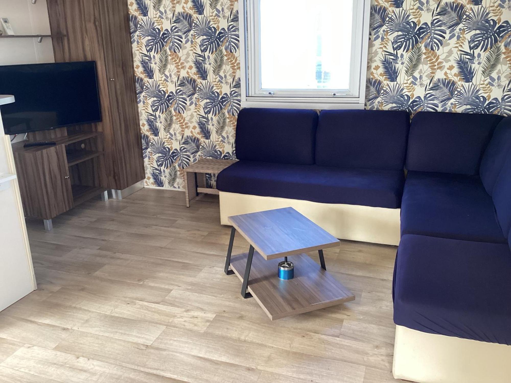 Frejus Tout Confort, Climatisation,Linge De Lit Et De Toilette, Coffre Fort, Ventilations Au Plafond Chambres Et Wifi Possible Exterior photo